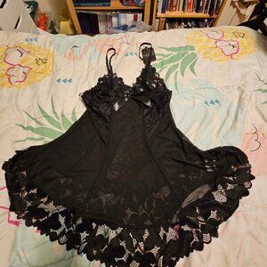 Lushy babydoll in black, size L